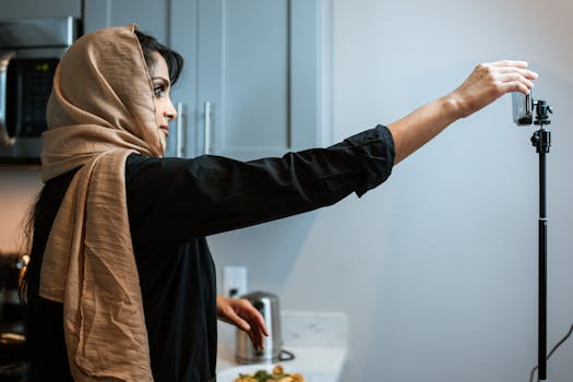 The Social Media Spice: How Online Trends Transform Our Food Experience
